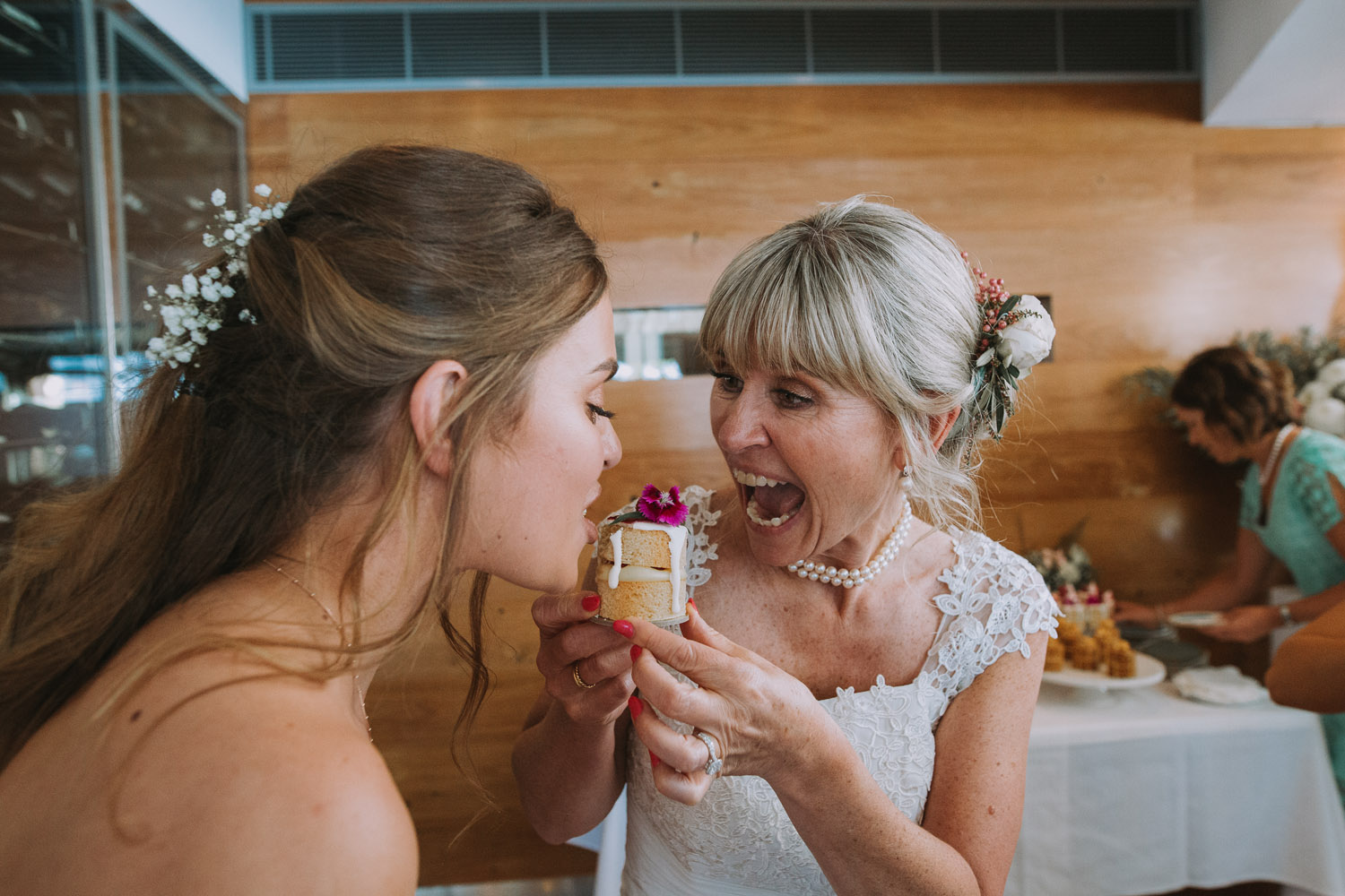 Noosa wedding photography of bride and grooms at Ricky's Restaurant by Noosa photographer
