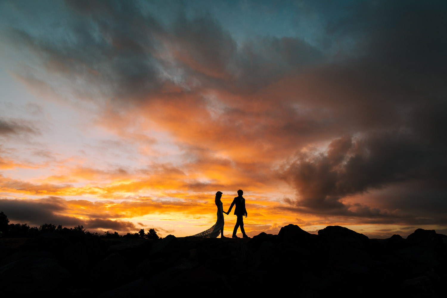Noosa wedding photography of bride and grooms at Ricky's Restaurant by Noosa photographer